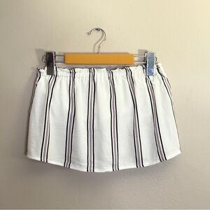 Dynamite White & Black Striped Strapless Crop Top